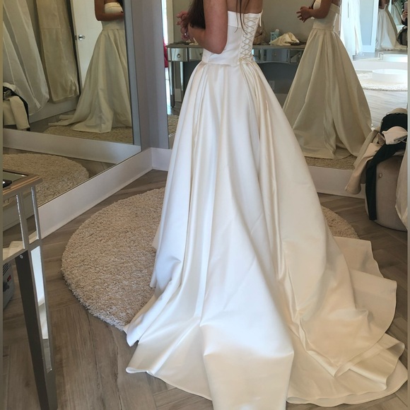 Custom-Made Two-Piece Satin Ballgown A-Line Wedding Dress (Adjustable Size) - Picture 3 of 11